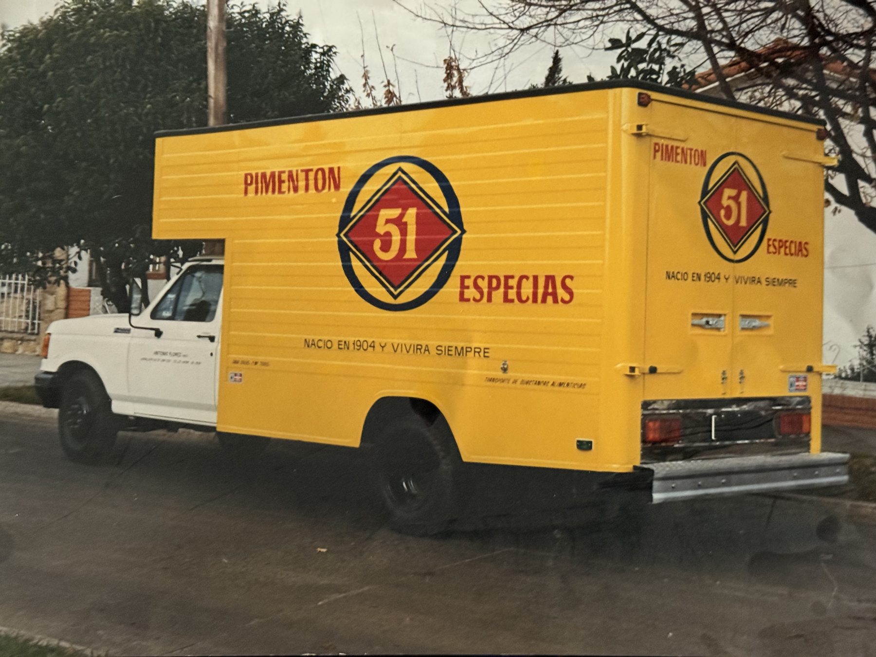 Camión de distribución Especias 51